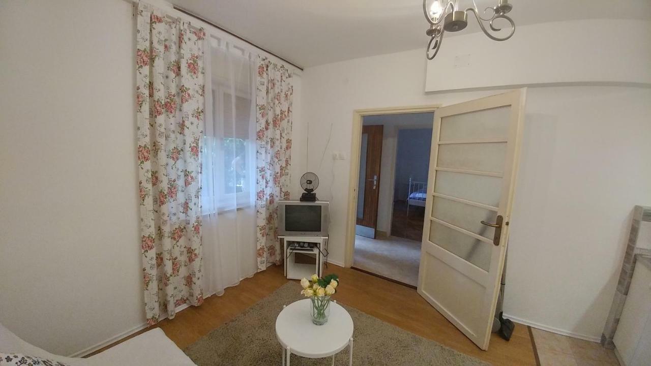 Apartmani Ruzica Цриквеница Экстерьер фото